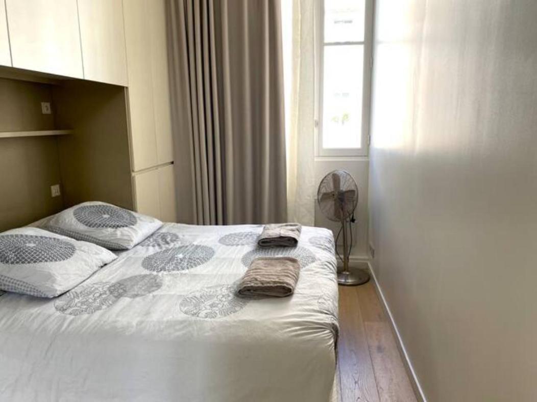 My Trip In Paris - Eiffel Tower Apartment Exterior photo
